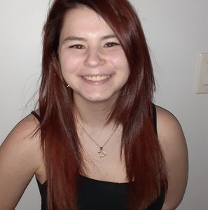 Meet your Posher, Sara-emmanuelle